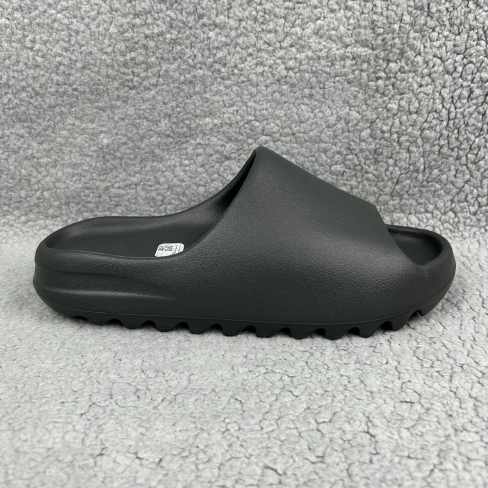 Adidas Yeezy Slide Onyx (Black) | Size 4 | Brand New (No Box)
